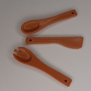 1986 Mattel #0806 Brown Serving Spoon Fork Barbie Kitchen Play Set Dream House